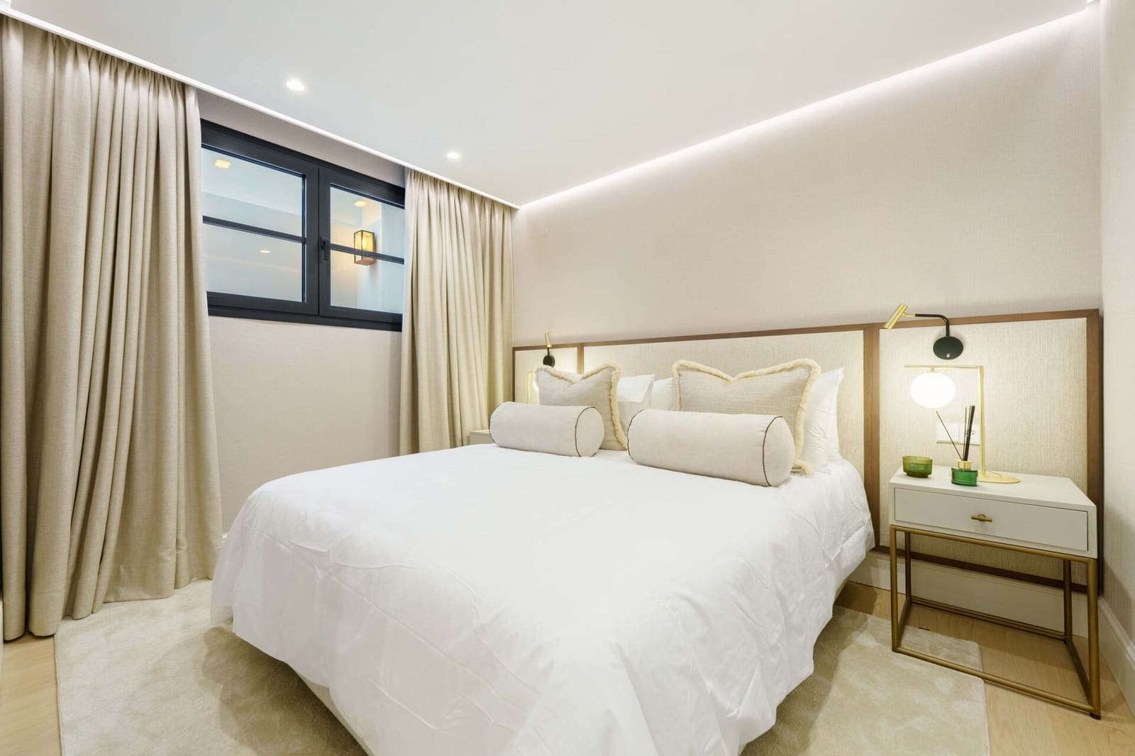 5 makuuhuone Huvila myytävänä paikassa La Quinta mukana uima-altaan 
autotalli - 6 250 000 € (Ref: 9422140)