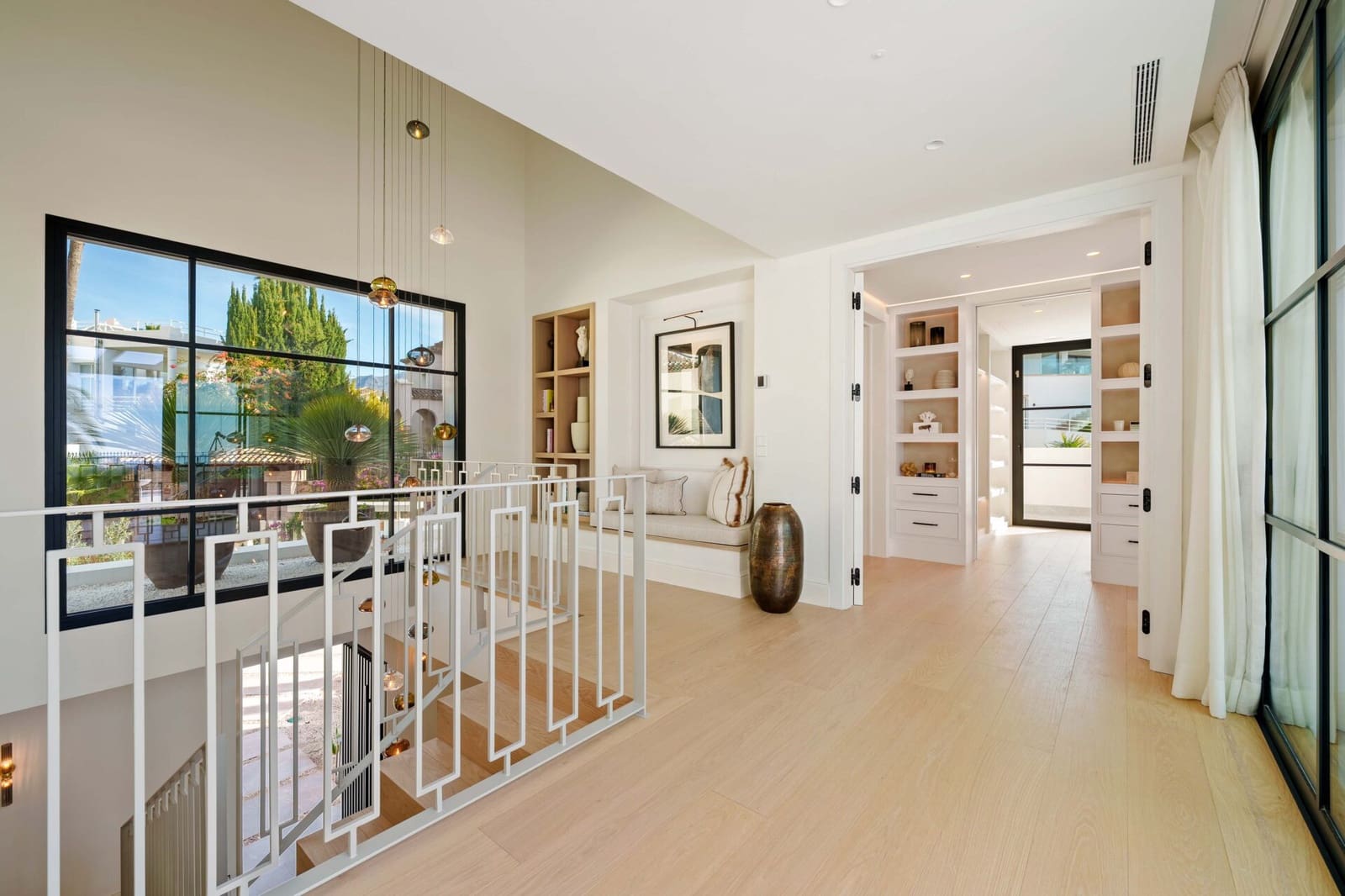 5 makuuhuone Huvila myytävänä paikassa La Quinta mukana uima-altaan 
autotalli - 6 250 000 € (Ref: 9422140)