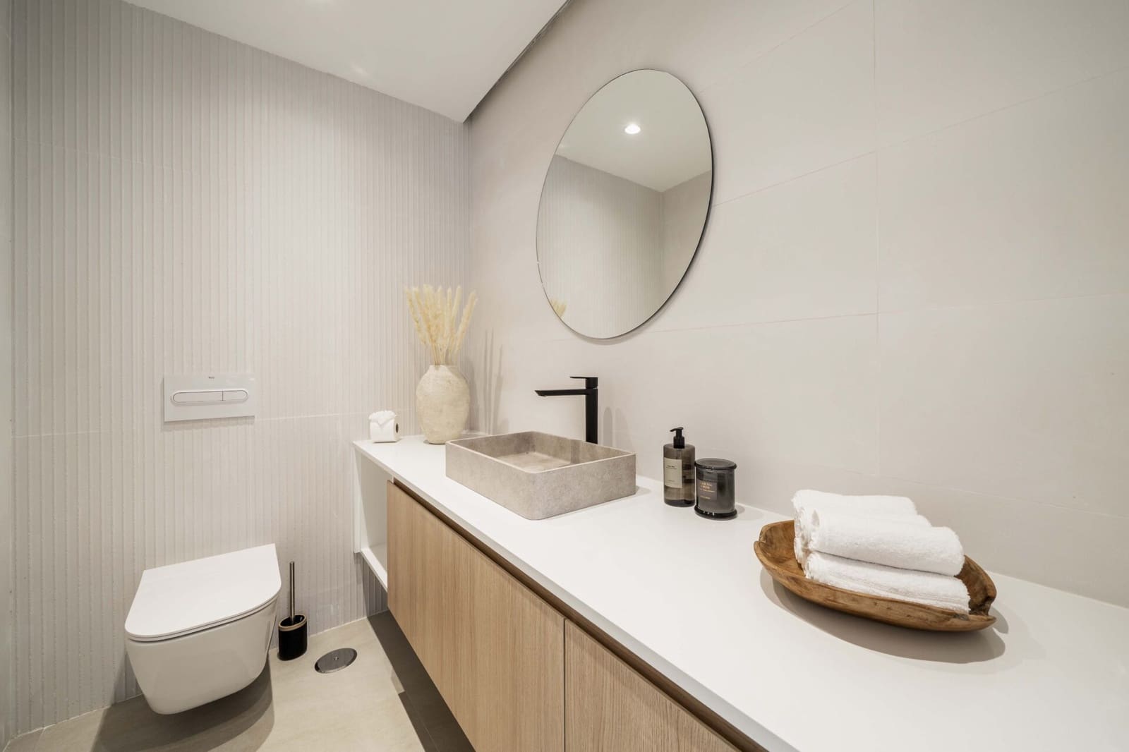 5 bedroom Villa for sale in San Pedro de Alcantara with pool - € 2,500,000 (Ref: 9446167)