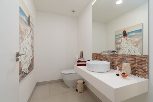 2 bedroom Apartment for sale in La Cala Golf, Mijas with pool garage - € 690,000 (Ref: 9451924)