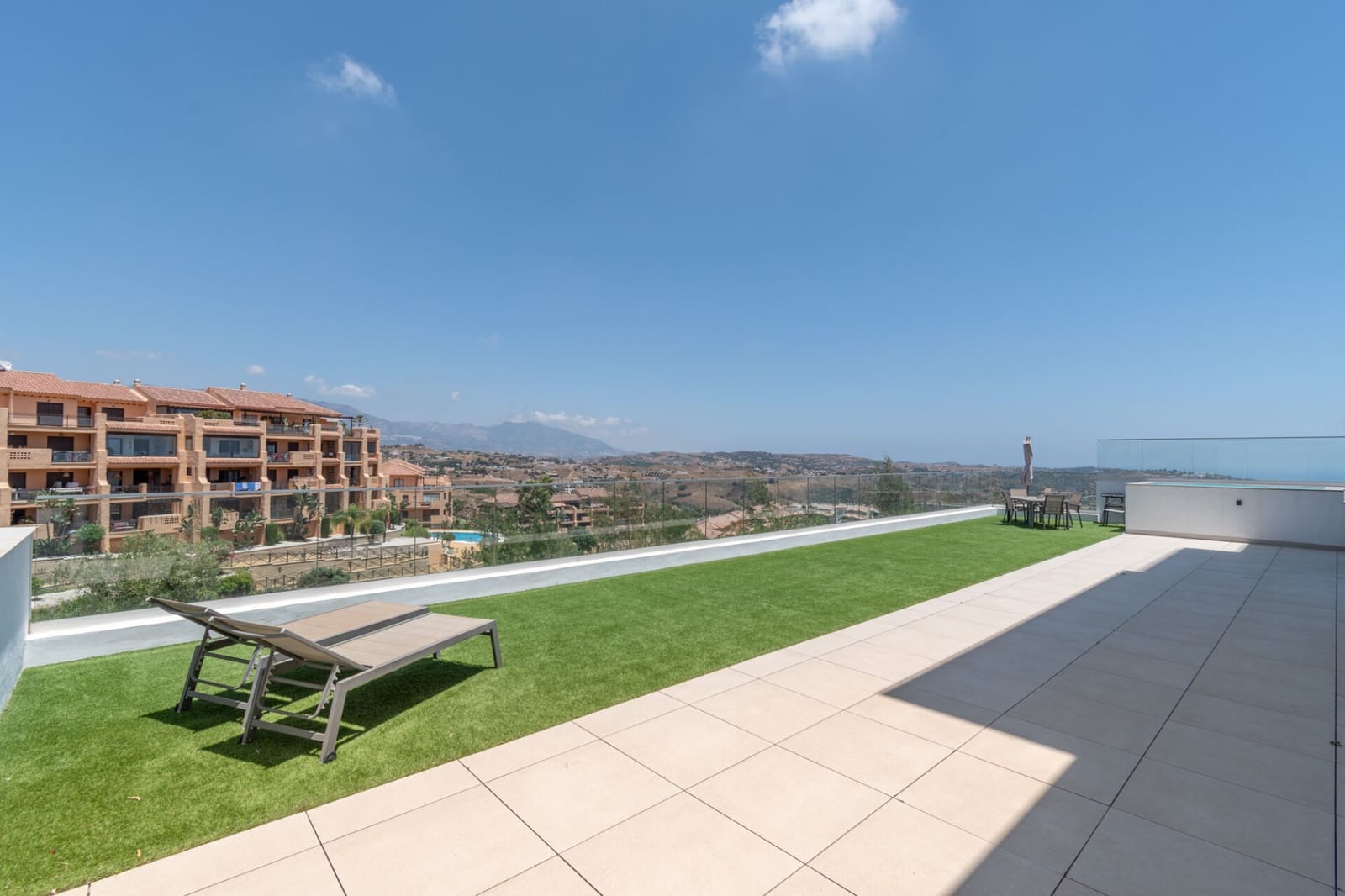 2 bedroom Apartment for sale in La Cala Golf with pool garage - € 690,000 (Ref: 9451924)