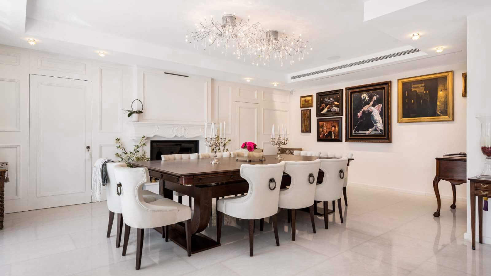 6 Zimmer Villa zu verkaufen in Nueva Andalucia mit Pool Garage - 9.750.000 € (Ref: 9456128)