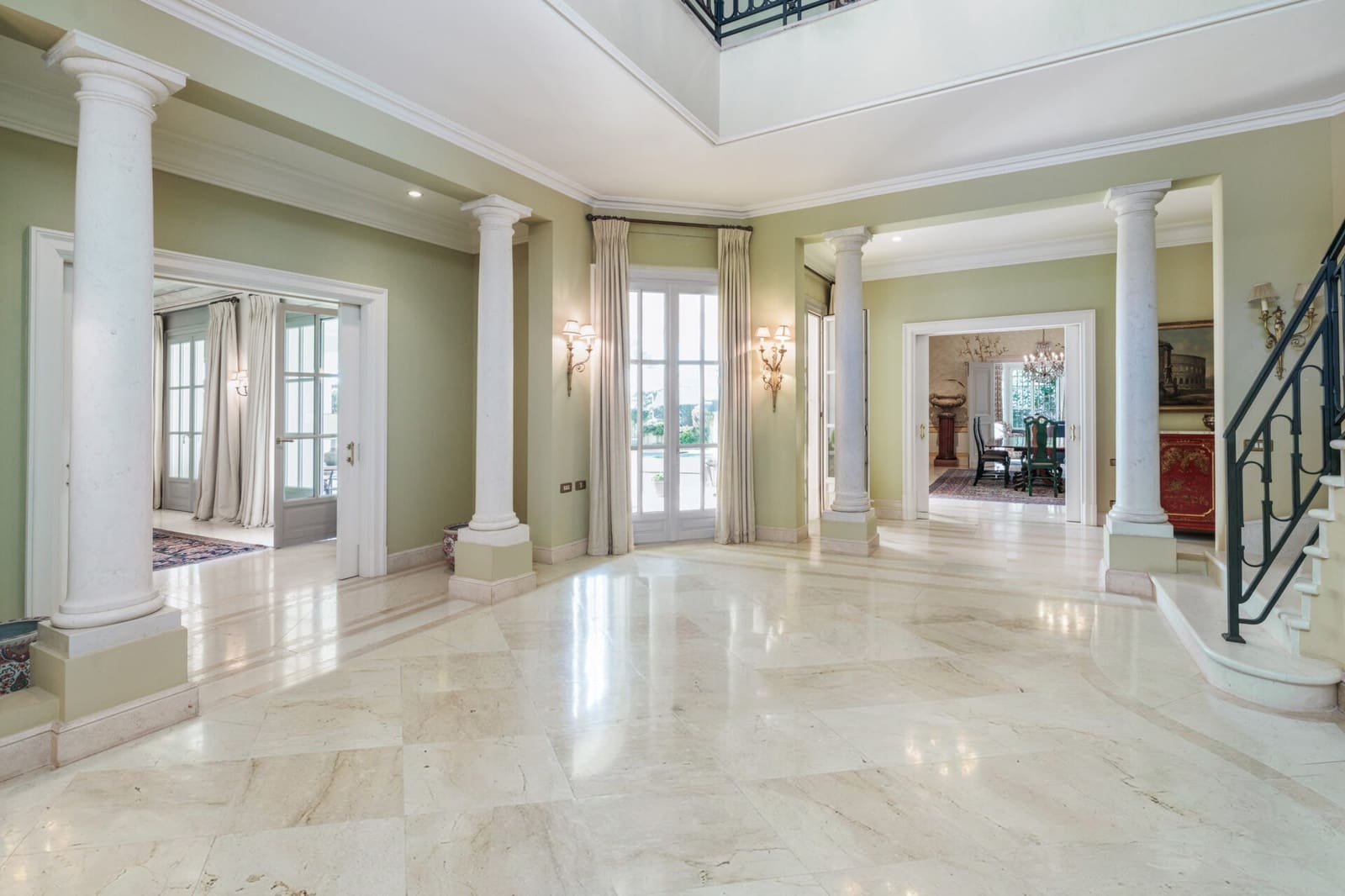 7 sovrum Villa till salu i Los Monteros med pool garage - 10 950 000 € (Ref: 9461921)