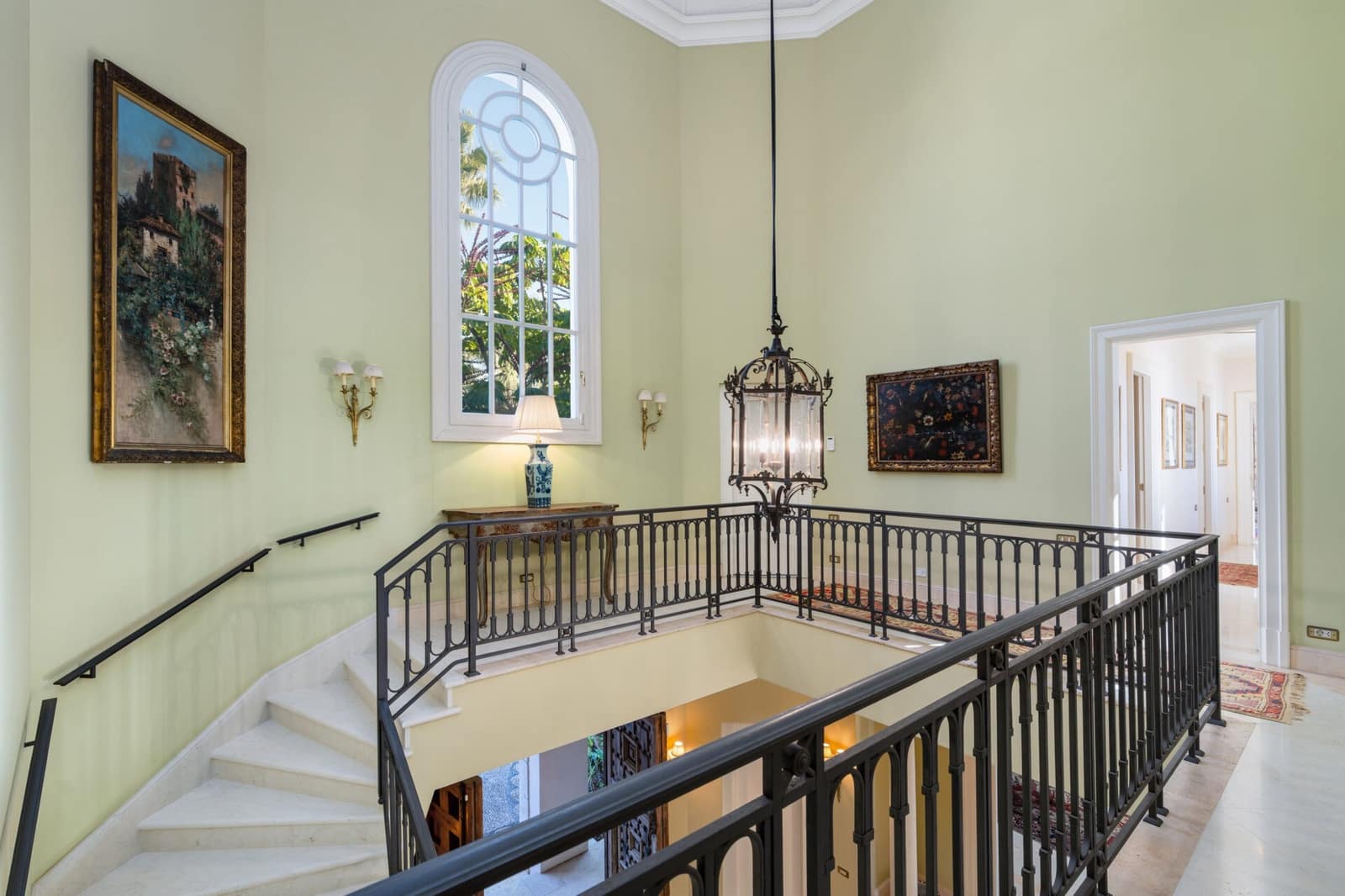 7 sovrum Villa till salu i Los Monteros med pool garage - 10 950 000 € (Ref: 9461921)