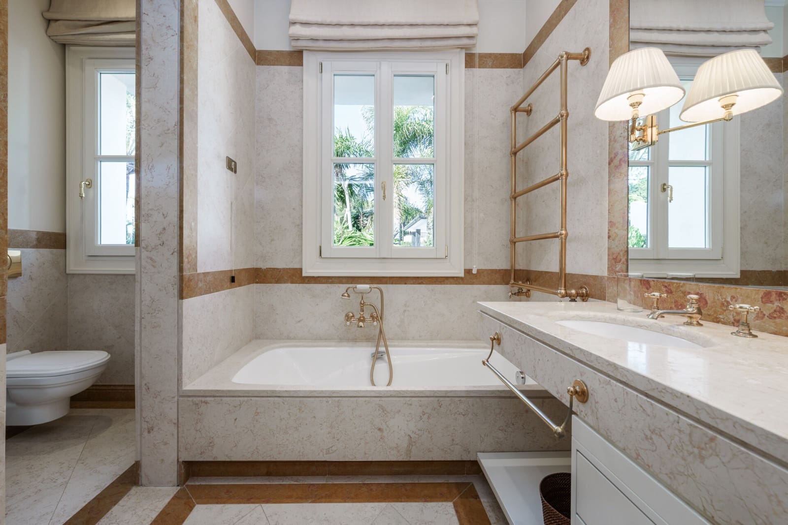 7 sovrum Villa till salu i Los Monteros med pool garage - 10 950 000 € (Ref: 9461921)