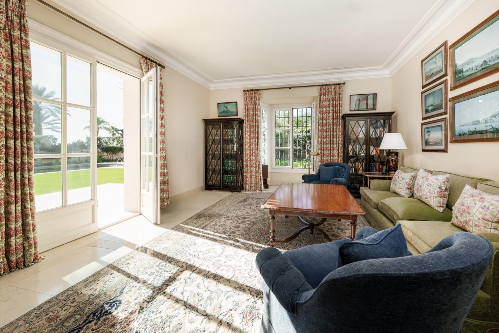 7 sovrum Villa till salu i Los Monteros med pool garage - 10 950 000 € (Ref: 9461921)