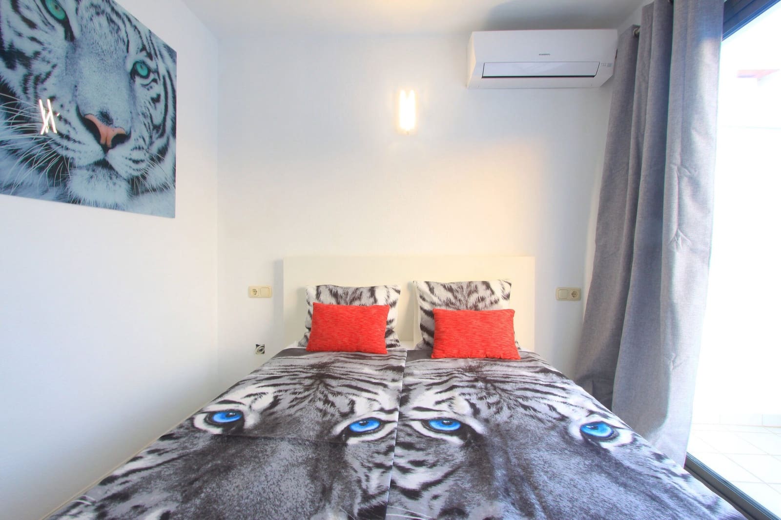 5 quarto Penthouse para venda em Elviria com piscina - 990 000 € (Ref: 9461922)