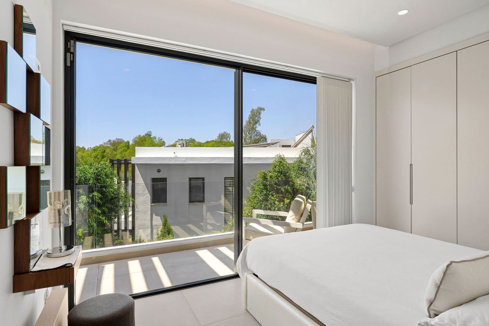 4 sypialnia Willa na sprzedaż w Estepona z basenem - 1 825 000 € (Ref: 9465402)