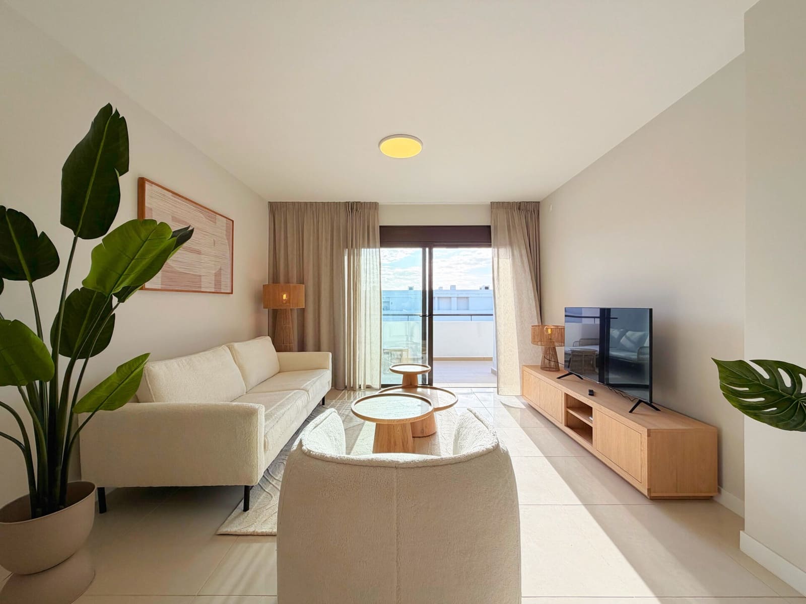 2 bedroom Apartment for sale in Estepona with pool garage - € 385,000 (Ref: 9491170)