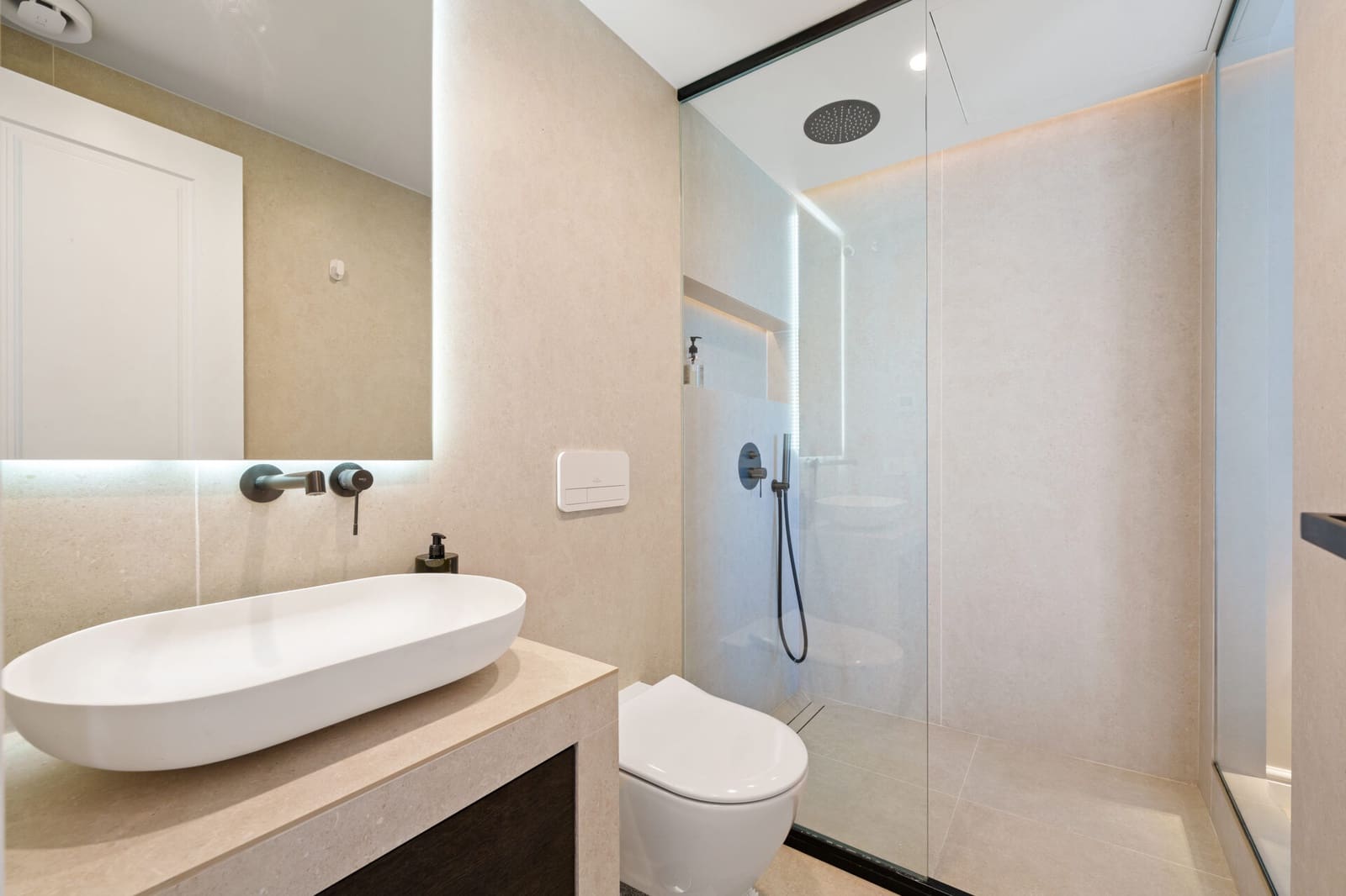 3 soveværelse Penthouse til salg i Nueva Andalucia med swimmingpool garage - € 2.750.000 (Ref: 9527420)