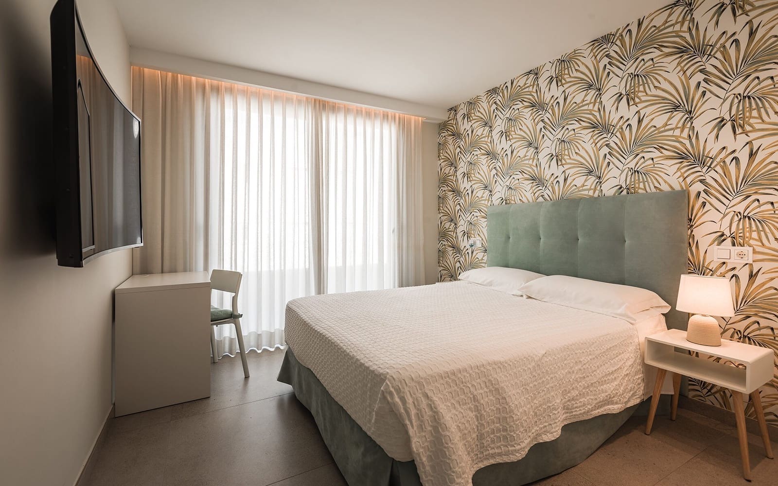 4 slaapkamer Appartement te koop in San Pedro de Alcantara met garage - € 889.000 (Ref: 9540938)