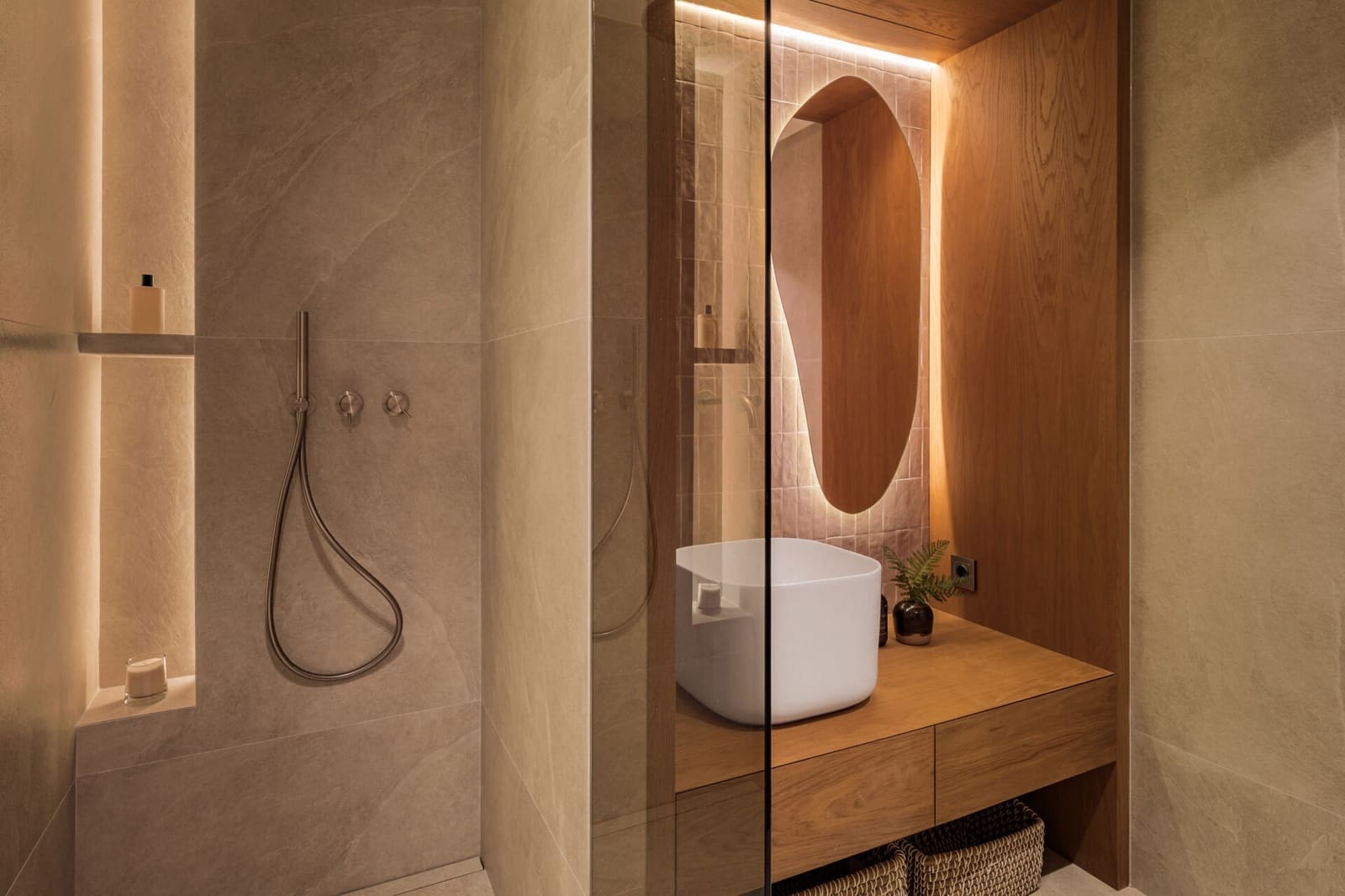 4 soveværelse Byhus til salg i Nueva Andalucia - € 1.595.000 (Ref: 9551180)