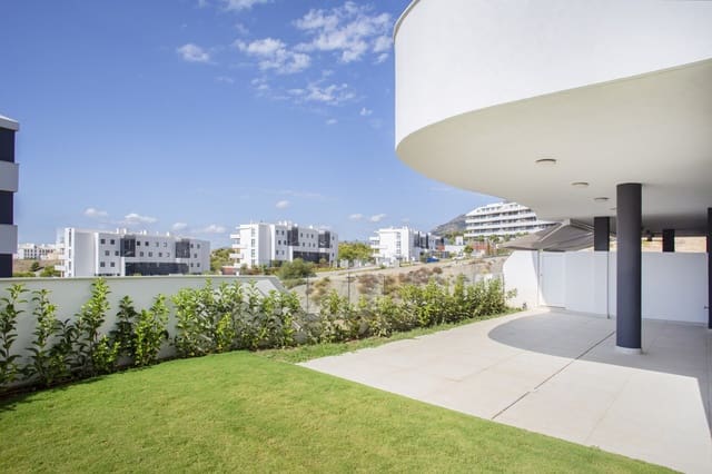 Apartamento de 2 habitaciones en Fuengirola en venta con piscina garaje - 699.000 € (Ref: 9561552)