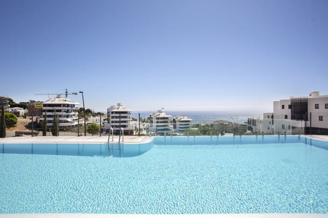 2 soverom Leilighet til salgs i Fuengirola med svømmebasseng garasje - € 705 000 (Ref: 9561554)