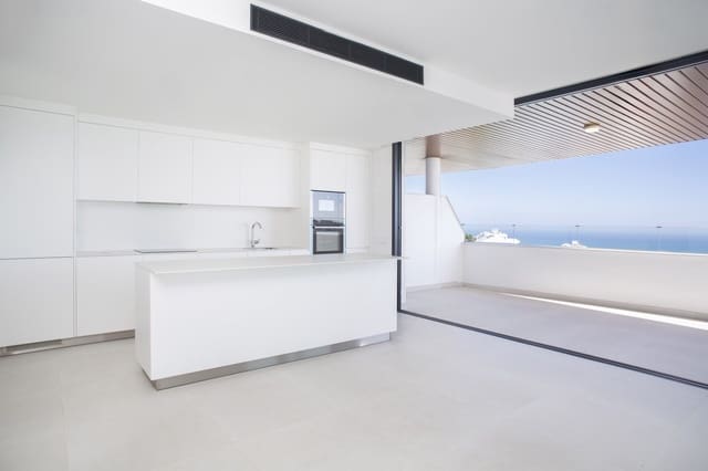 3 soveværelse Lejlighed til salg i Fuengirola med garage - € 950.000 (Ref: 9561555)