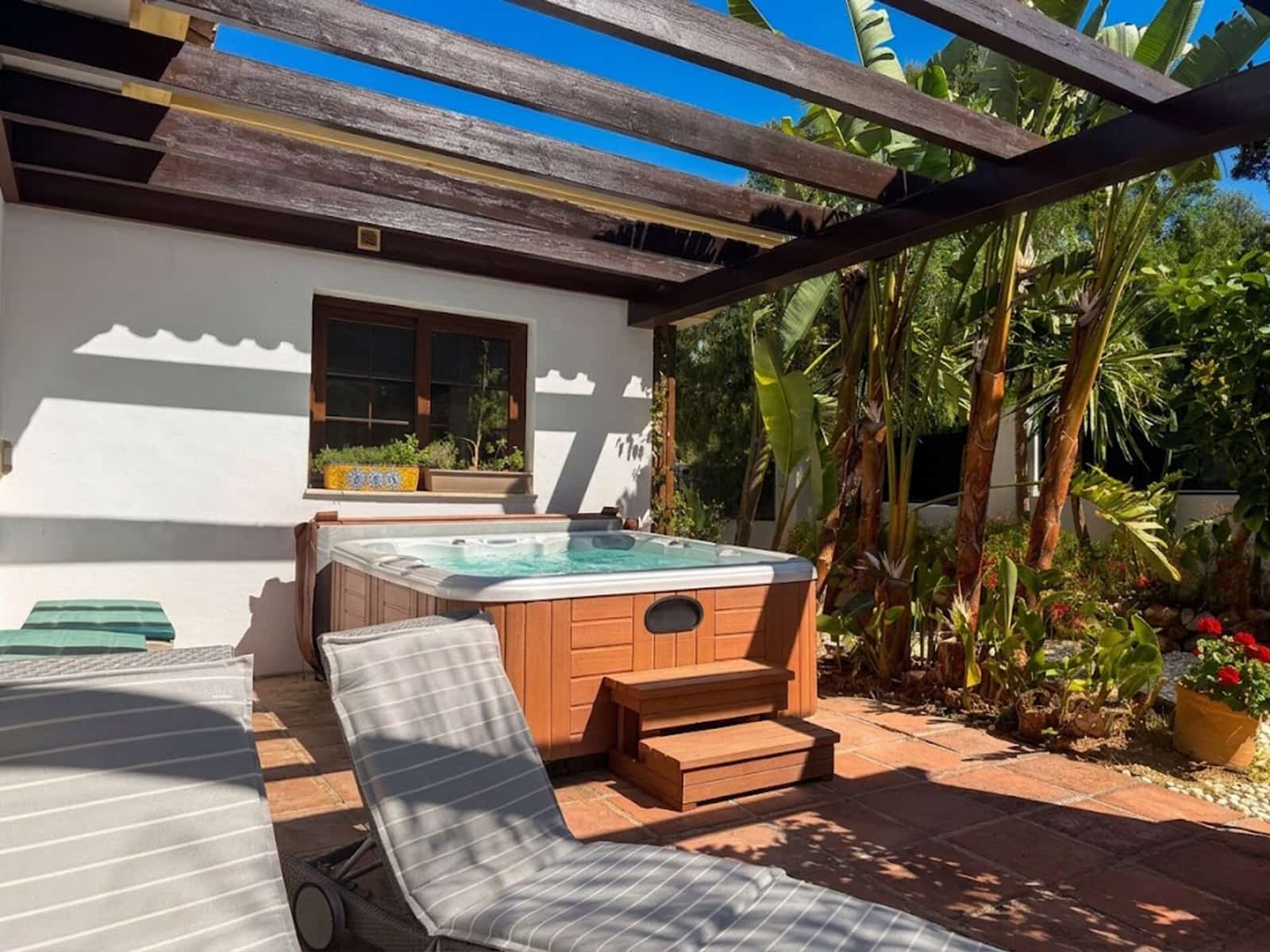4 bedroom Villa for sale in La Cala Golf with pool - € 1,895,000 (Ref: 9586037)