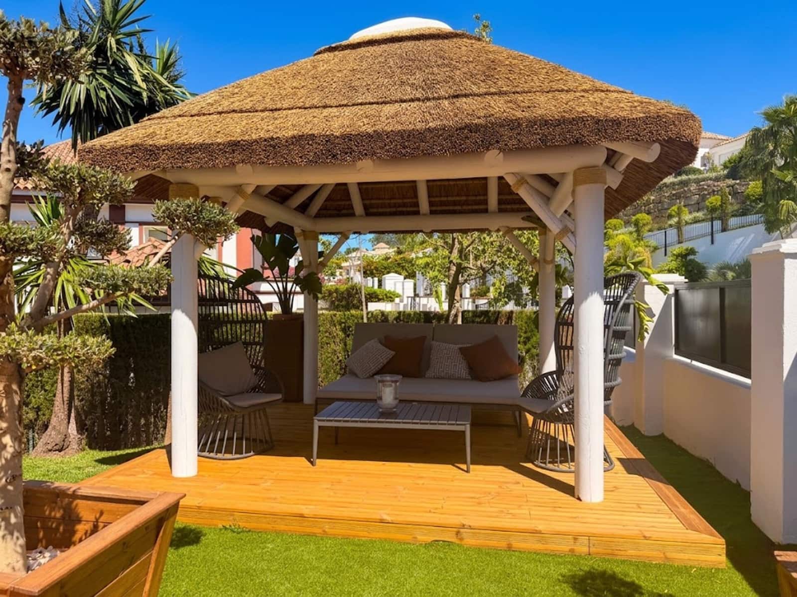 4 bedroom Villa for sale in La Cala Golf with pool - € 1,895,000 (Ref: 9586037)
