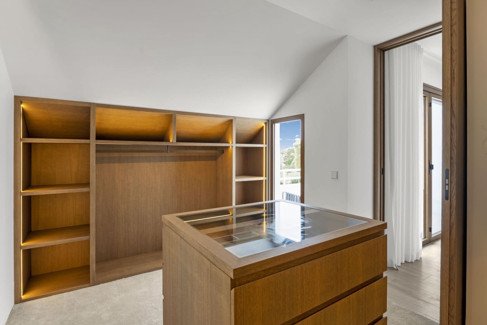 4 chambre Appartement à vendre à Nueva Andalucia - 2 495 000 € (Ref: 9598913)