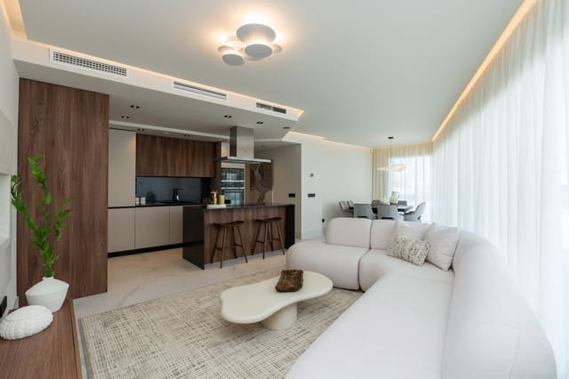 4 chambre Penthouse à vendre à San Pedro de Alcantara, Marbella avec piscine garage - 1 490 000 € (Ref: 9625450)