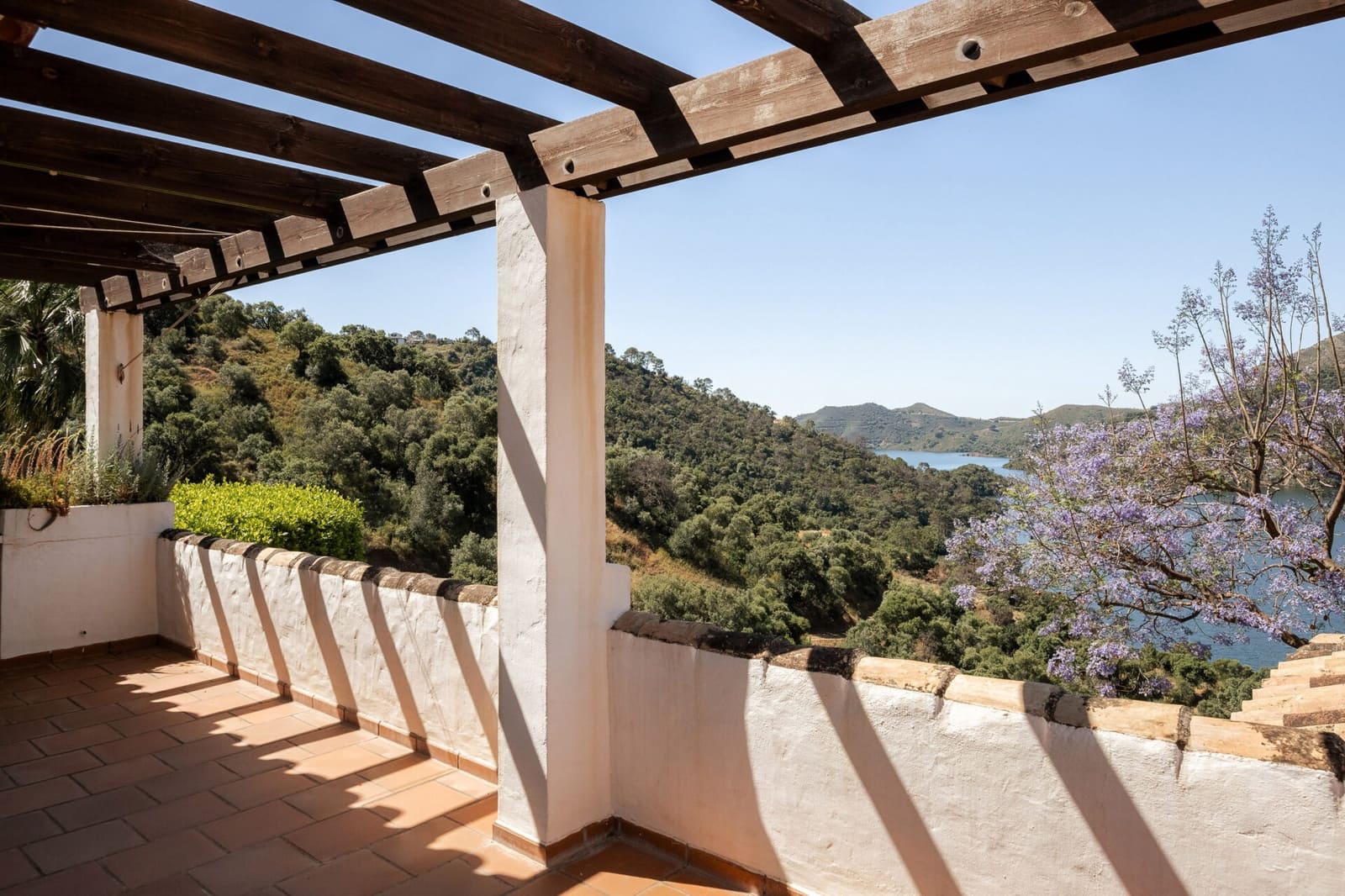 6 makuuhuone Huvila myytävänä paikassa Istan mukana uima-altaan - 4 995 000 € (Ref: 9651659)