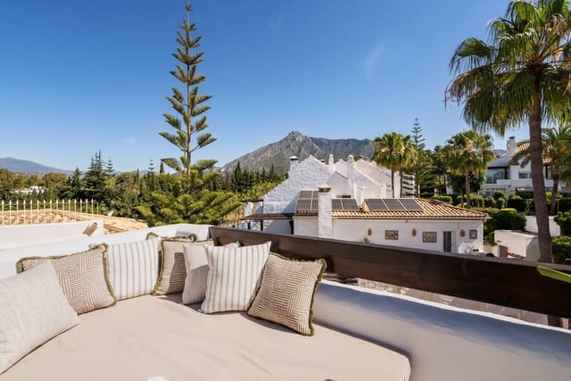 5 quarto Moradia para venda em Golden Mile, Marbella com piscina garagem - 2 495 000 € (Ref: 9655837)