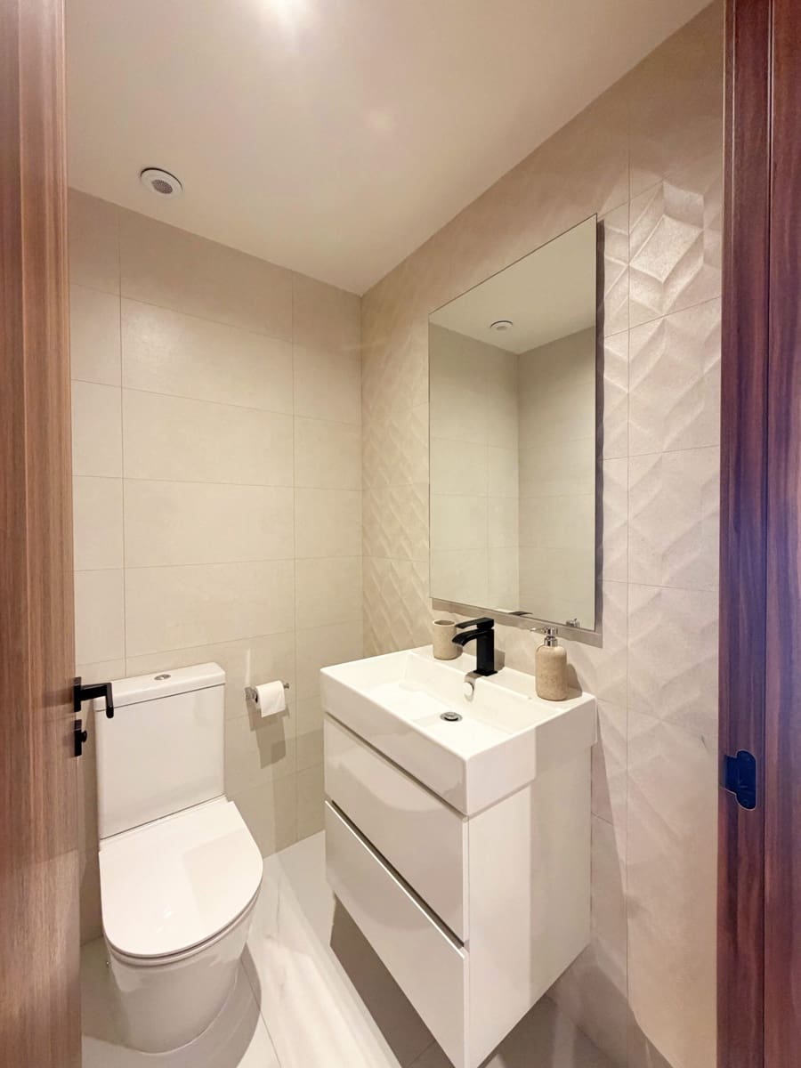 3 bedroom Penthouse for sale in San Pedro de Alcantara with pool garage - € 2,995,000 (Ref: 9704896)