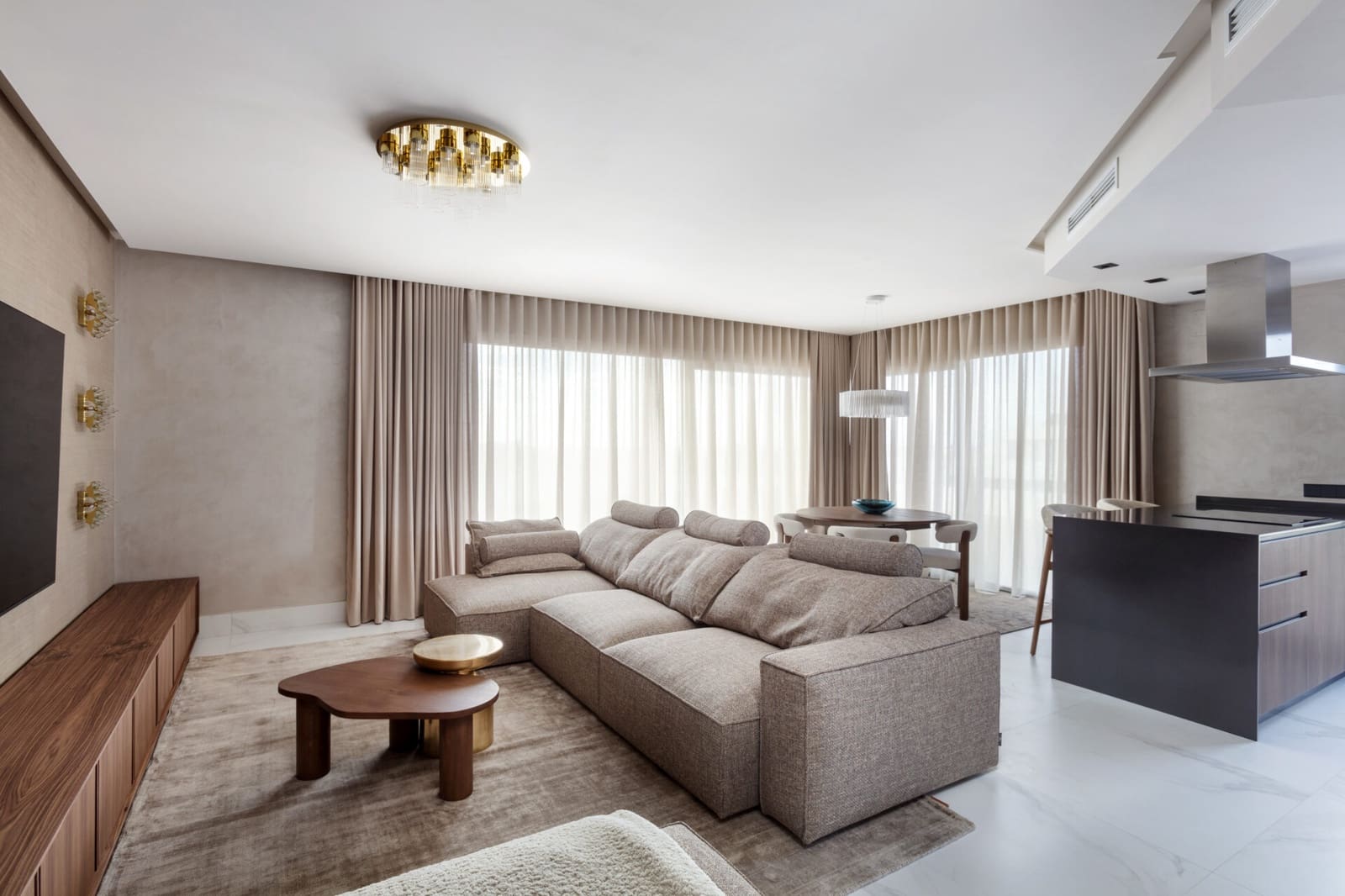 3 bedroom Penthouse for sale in San Pedro de Alcantara with pool garage - € 2,995,000 (Ref: 9704896)