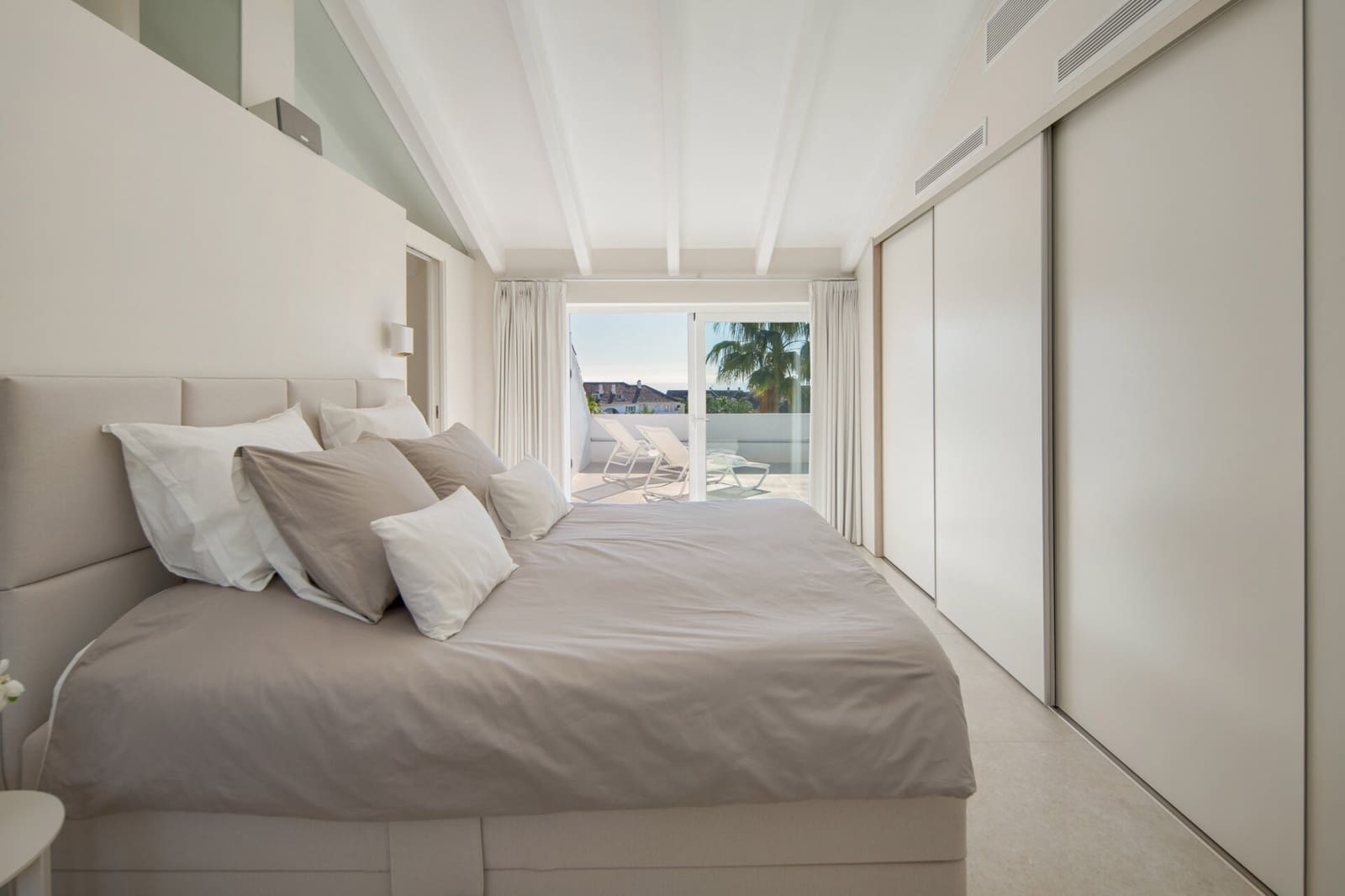 3 quarto Moradia para venda em Golden Mile com piscina garagem - 2 495 000 € (Ref: 9731780)