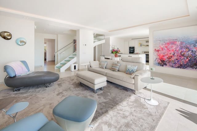 3 bedroom Villa for sale in Golden Mile, Marbella with pool garage - € 2,495,000 (Ref: 9731780)