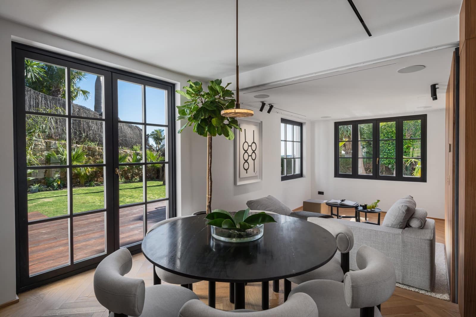 4 Zimmer Villa zu verkaufen in Nueva Andalucia mit Pool - 4.250.000 € (Ref: 9731781)