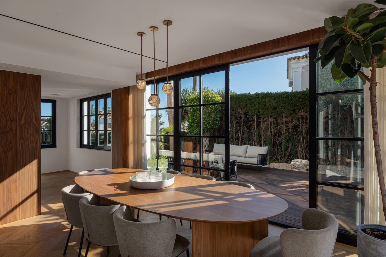 4 Zimmer Villa zu verkaufen in Nueva Andalucia mit Pool - 4.250.000 € (Ref: 9731781)