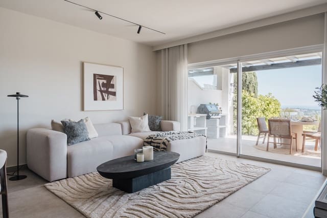 3 quarto Apartamento para venda em Nueva Andalucia, Marbella com piscina - 1 095 000 € (Ref: 9761801)