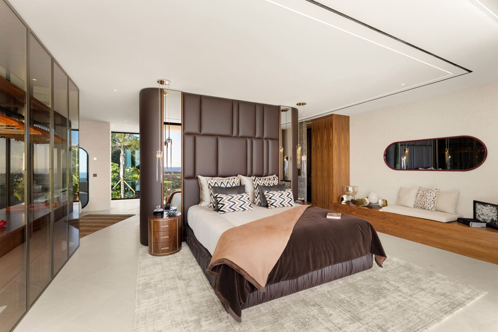 6 bedroom Villa for sale in Sotogrande with pool garage - € 9,950,000 (Ref: 9761802)