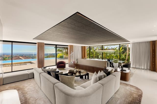 6 soveværelse Villa til salg i Sotogrande, San Roque med swimmingpool garage - € 9.950.000 (Ref: 9761802)