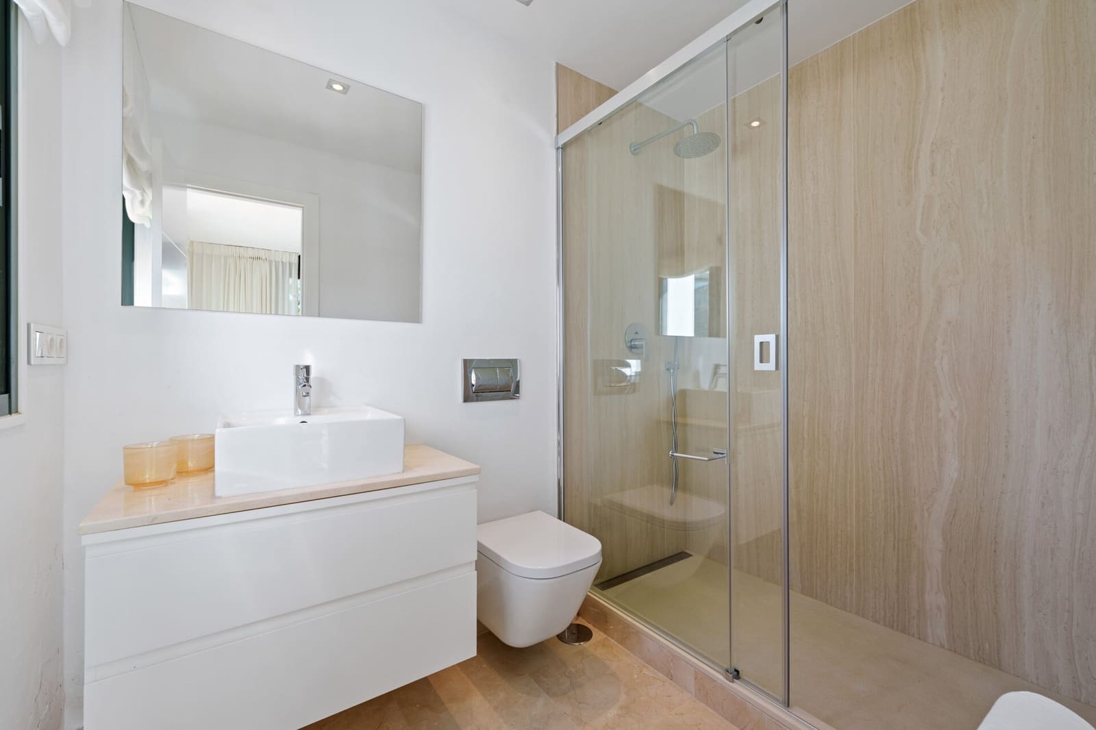 4 soveværelse Villa til salg i Nueva Andalucia med swimmingpool garage - € 4.390.000 (Ref: 9770387)