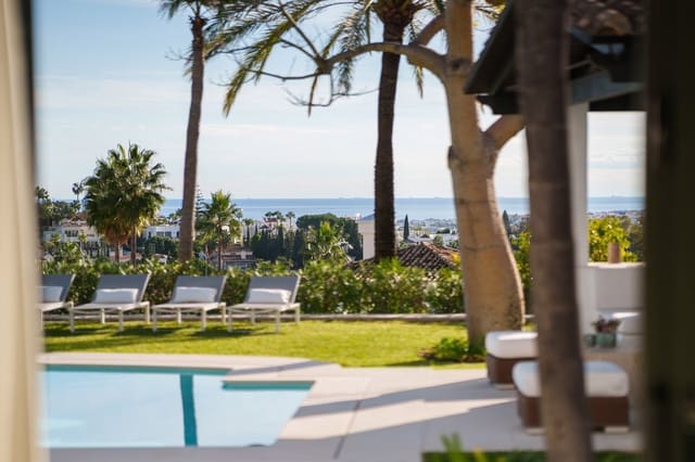 4 soveværelse Villa til salg i Nueva Andalucia, Marbella med swimmingpool garage - € 4.390.000 (Ref: 9770387)