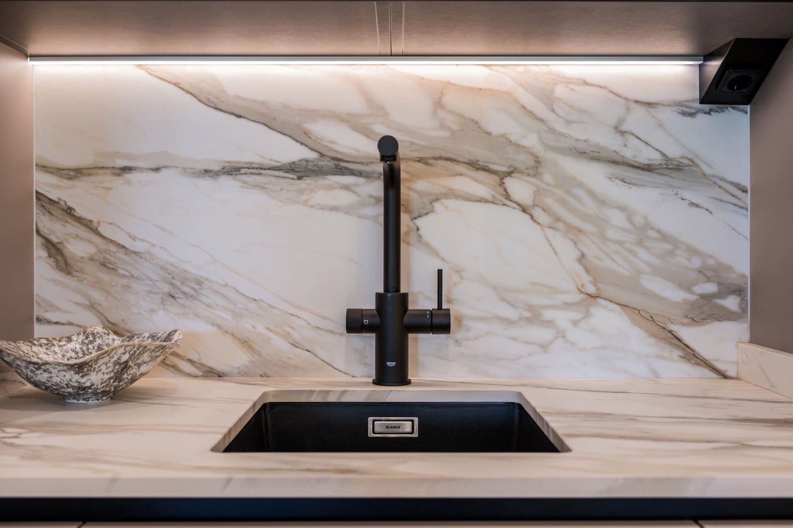 3 soverom Leilighet til salgs i New Golden Mile med svømmebasseng garasje - € 1 495 000 (Ref: 9785113)