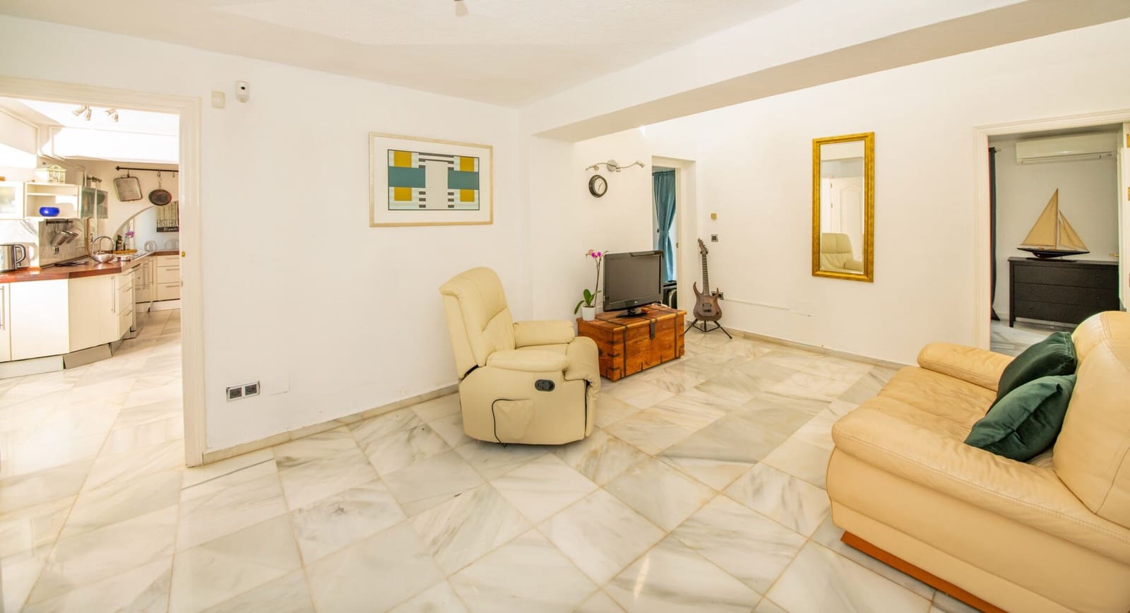 5 bedroom Villa for sale in Benalmadena with pool garage - € 2,100,000 (Ref: 9794349)