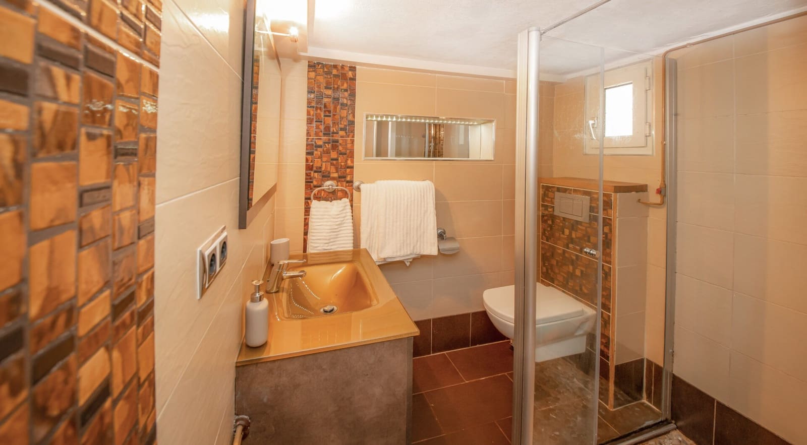 5 bedroom Villa for sale in Benalmadena with pool garage - € 2,100,000 (Ref: 9794349)