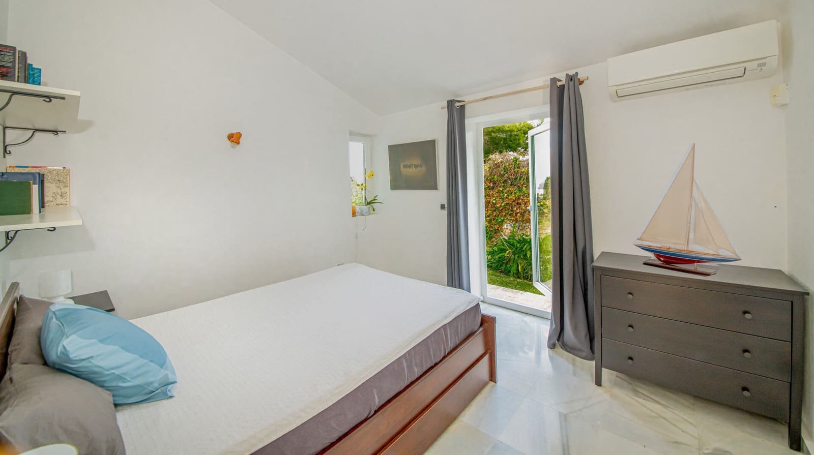 5 bedroom Villa for sale in Benalmadena with pool garage - € 2,100,000 (Ref: 9794349)