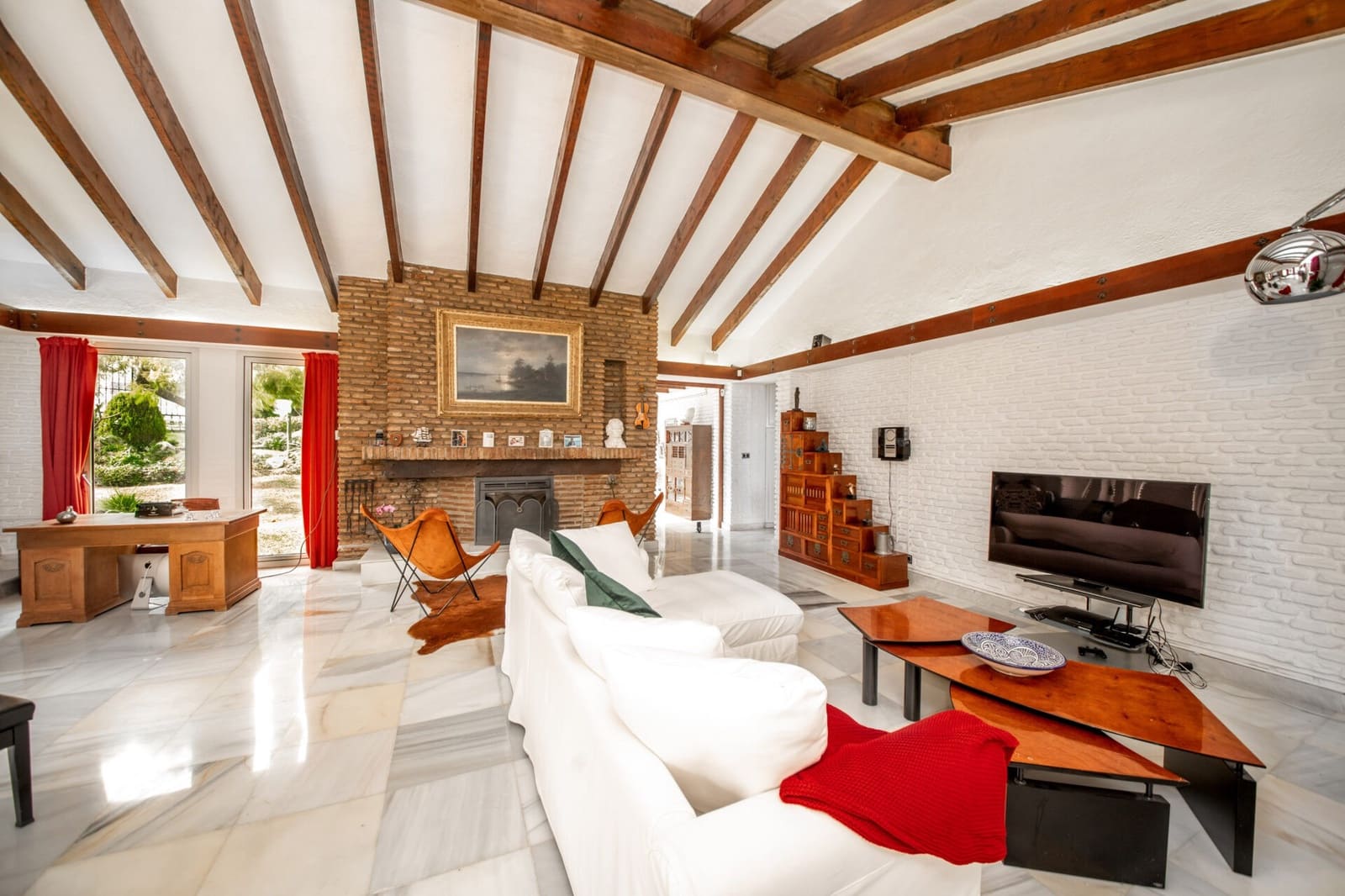 5 bedroom Villa for sale in Benalmadena with pool garage - € 2,100,000 (Ref: 9794349)