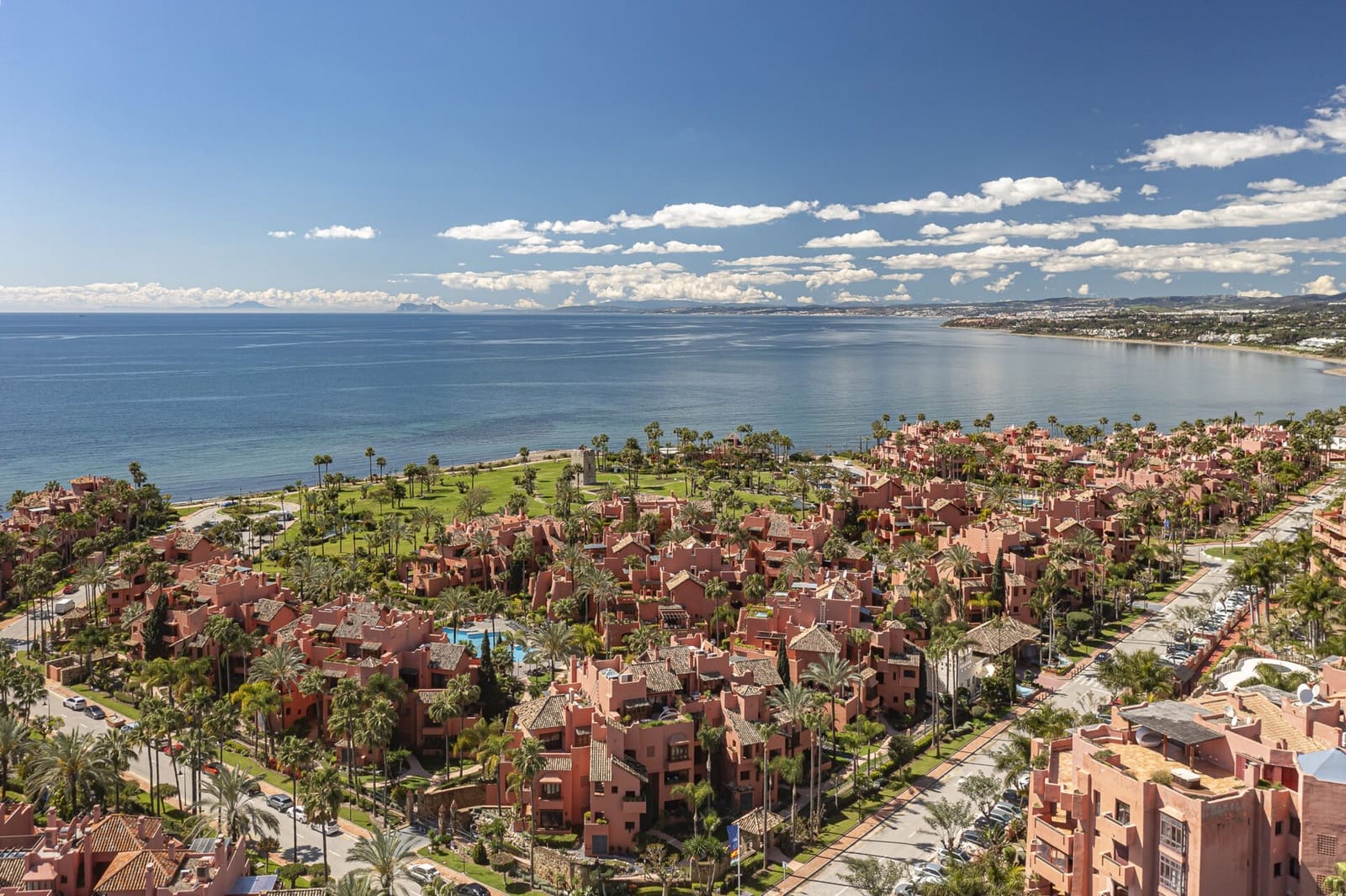 3 quarto Penthouse para venda em Guadalmansa com piscina garagem - 4 995 000 € (Ref: 9794350)