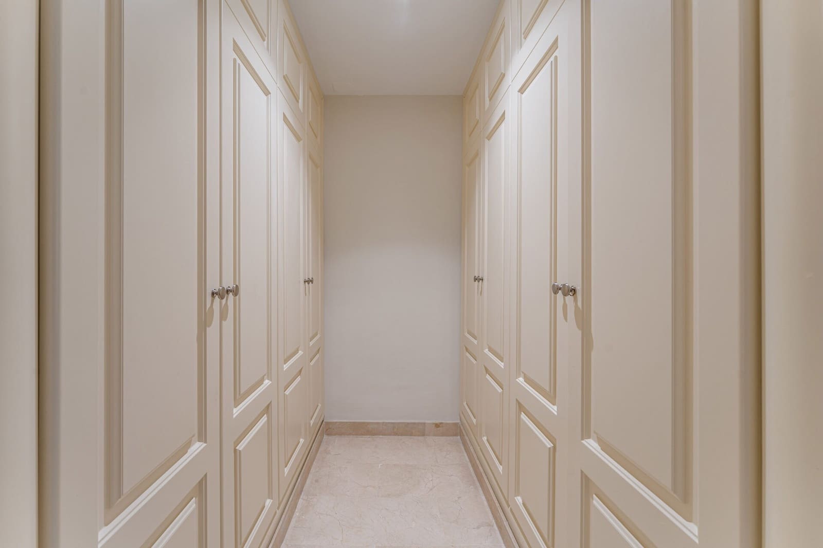 3 sovrum Lägenhet till salu i Golden Mile med garage - 1 195 000 € (Ref: 9799039)