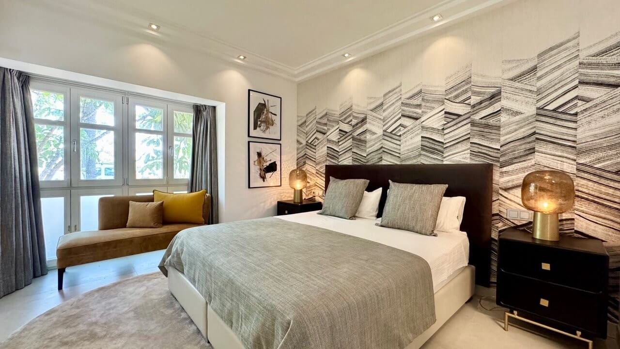 3 bedroom Apartment for sale in Marbella with pool garage - € 4,950,000 (Ref: 9799043)