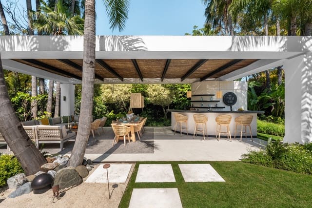 Chalet de 6 habitaciones en Nueva Andalucia, Marbella en venta - 9.490.000 € (Ref: 9804126)