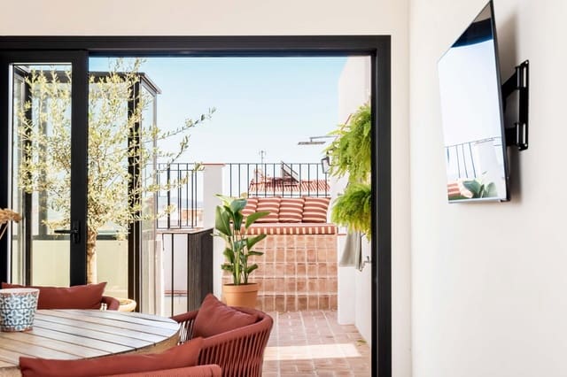 3 slaapkamer Huis te koop in San Pedro de Alcantara, Marbella met zwembad - € 875.000 (Ref: 9807832)