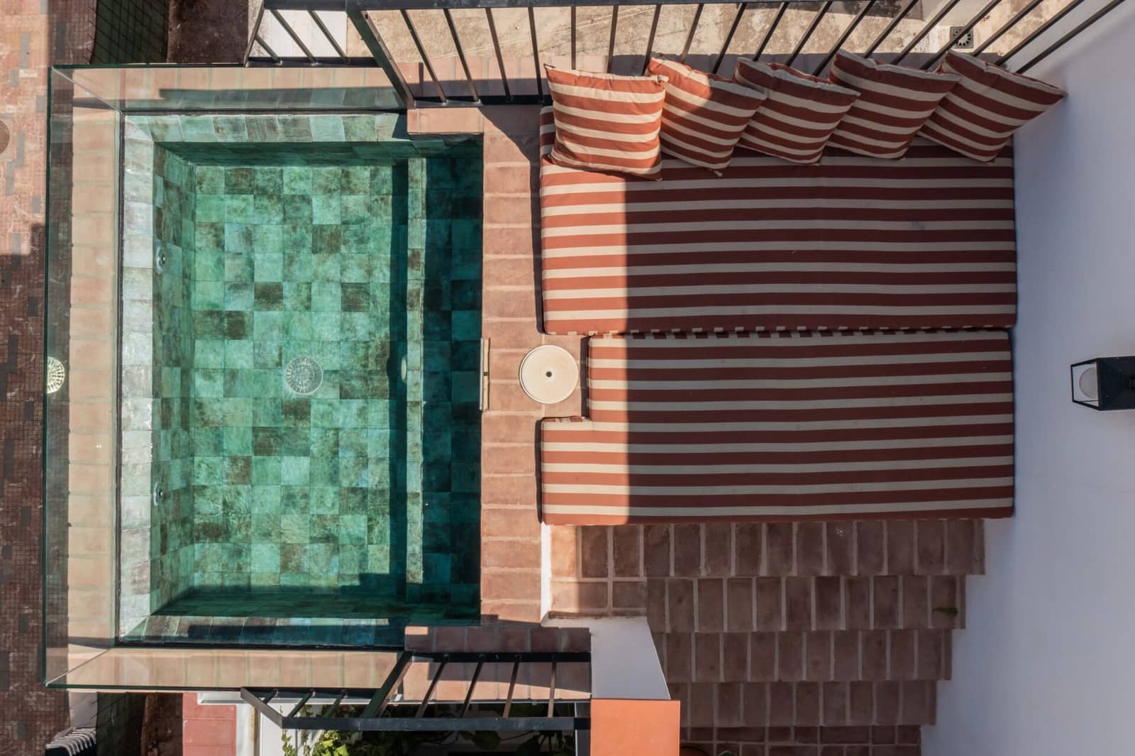 3 makuuhuone Omakotitalo myytävänä paikassa San Pedro de Alcantara mukana uima-altaan - 875 000 € (Ref: 9807832)