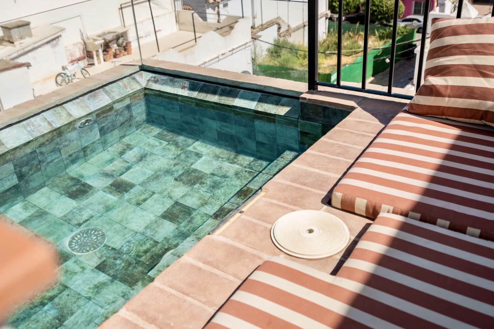 3 makuuhuone Omakotitalo myytävänä paikassa San Pedro de Alcantara mukana uima-altaan - 875 000 € (Ref: 9807832)