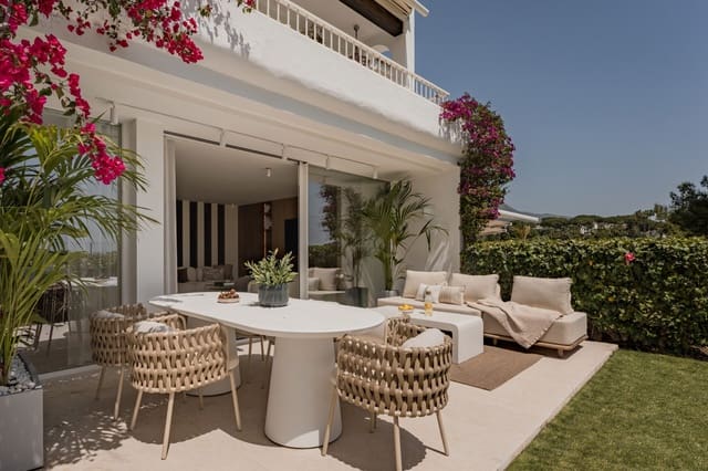 Apartamento de 3 habitaciones en Nueva Andalucia, Marbella en venta con piscina - 1.350.000 € (Ref: 9811392)