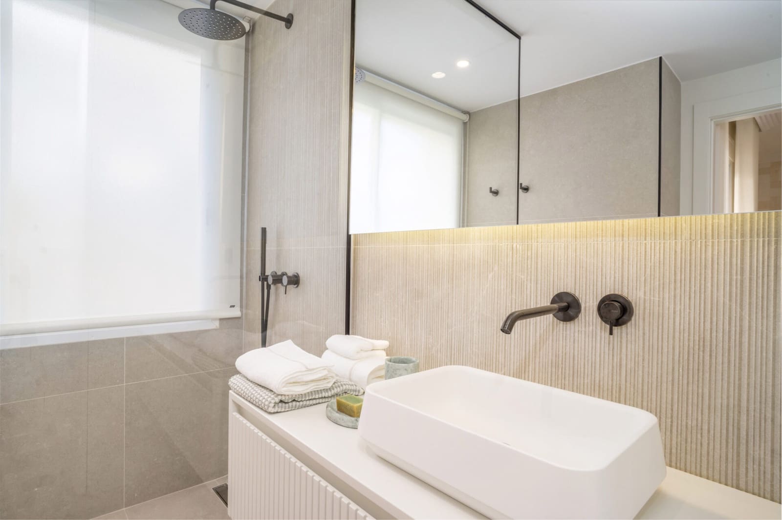 4 bedroom Penthouse for sale in Nueva Andalucia with pool garage - € 2,690,000 (Ref: 9811394)